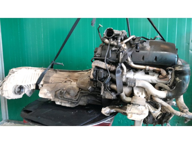 MOTOR CON ACCESORIOS Y CAJA DE CAMBIOS VOLKSWAGEN TOUAREG 2003