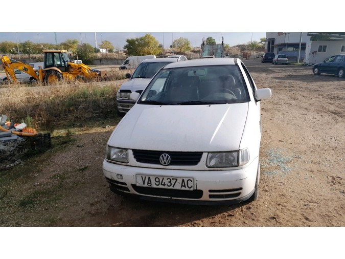 CERRADURA CAPO VOLKSWAGEN POLO 1996