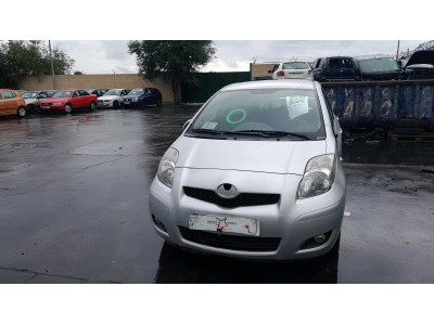 PALANCA CAMBIO TOYOTA YARIS 2010