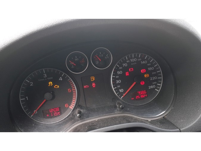 Radiador motor AUDI A3 2004