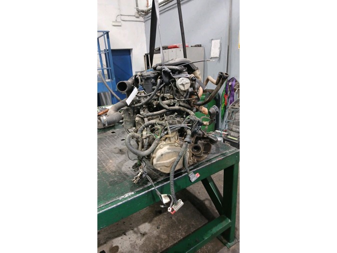 MOTOR CON ACCESORIOS Y CAJA DE CAMBIOS PEUGEOT PARTNER 2002
