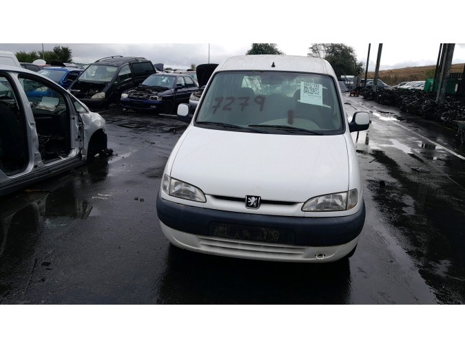 Autorradio PEUGEOT PARTNER 2002
