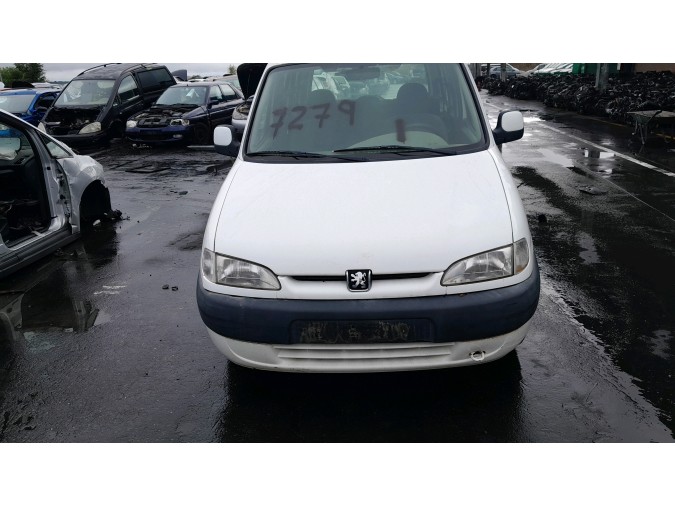 Autorradio PEUGEOT PARTNER 2002