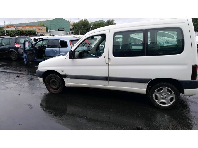 MANDO ELEVALUNAS DELANTERO IZQUIERDO PEUGEOT PARTNER 2002