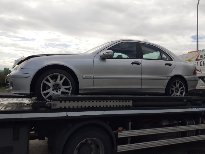 ELEVALUNAS DELANTERO IZQUIERDO MERCEDES C 270 CDI 2004