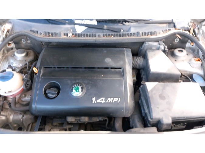 PANEL DELANTERO SKODA FABIA 2003