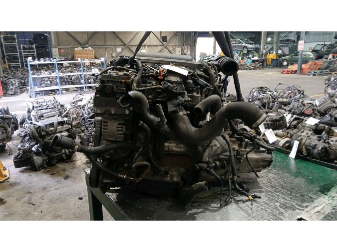 MOTOR CON ACCESORIOS Y CAJA DE CAMBIOS PEUGEOT 308 2002