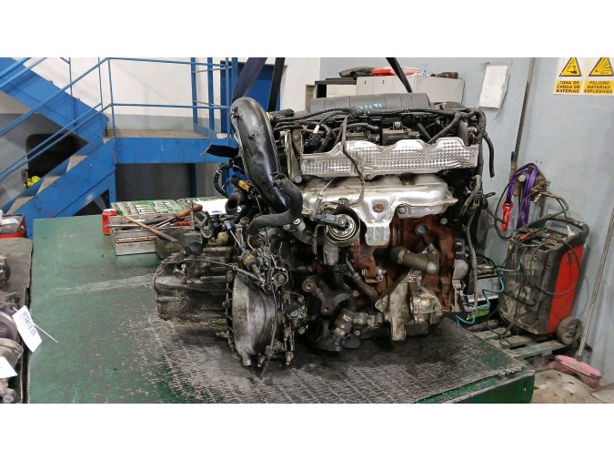 MOTOR CON ACCESORIOS Y CAJA DE CAMBIOS PEUGEOT 308 2002