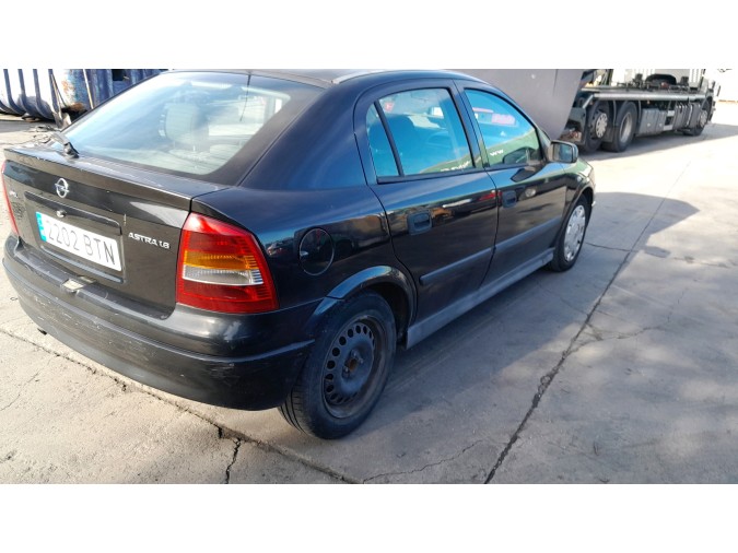PANEL FRONTAL OPEL ASTRA 2002