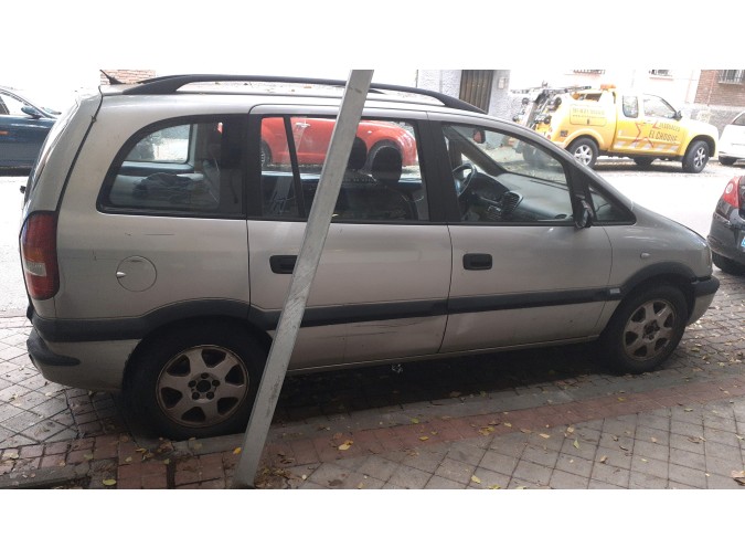 PANEL DELANTERO OPEL ZAFIRA 2003