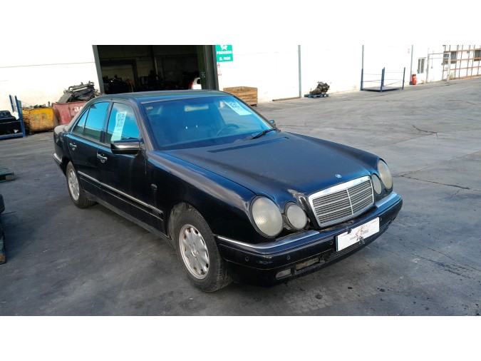 ELEVALUNAS TRASERO IZQUIERDO MERCEDES E 220 CDI 1998