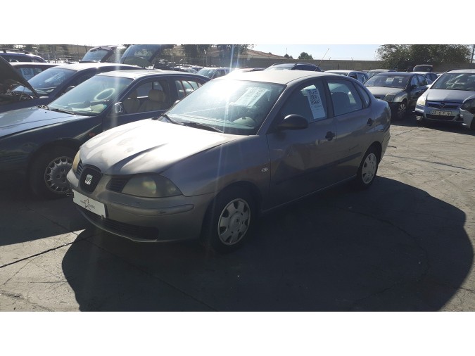 MANDO ELEVALUNAS DELANTERO DERECHO SEAT CORDOBA 2003