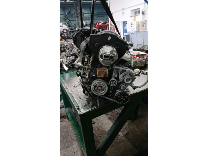 MOTOR CON ACCESORIOS Y CAJA DE CAMBIOS PEUGEOT 307 2002