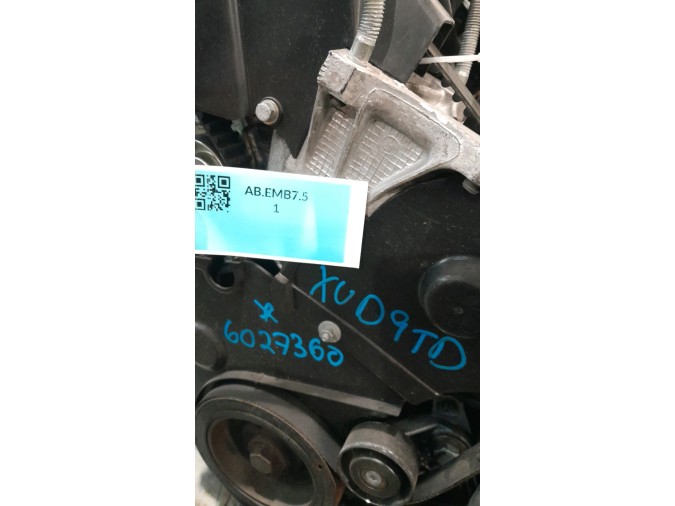 MOTOR CON ACCESORIOS Y CAJA DE CAMBIOS PEUGEOT 406 1997