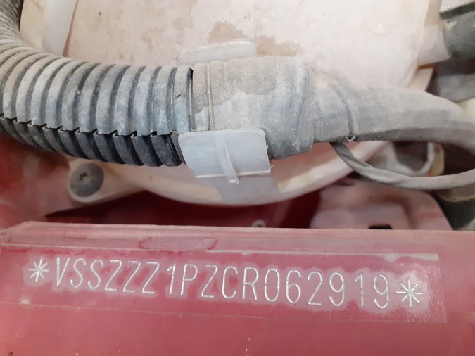 CONCHA PASE RUE.TR.I SEAT LEON 2012