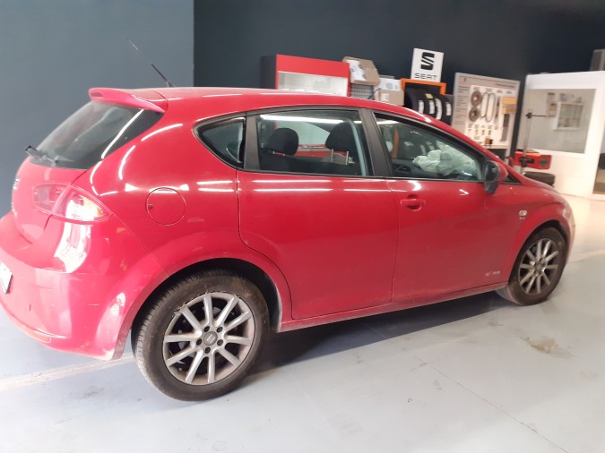 LLANTA SEAT LEON 2012