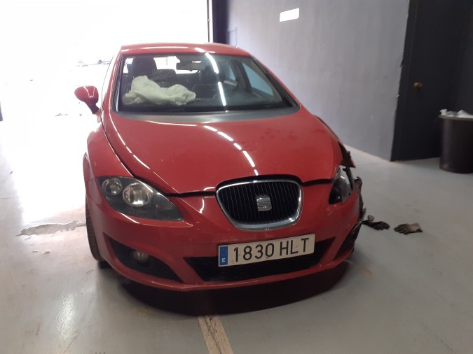 LLANTA SEAT LEON 2012
