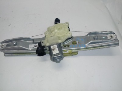 ELEVALUNAS TRASERO DERECHO FORD FOCUS 2015