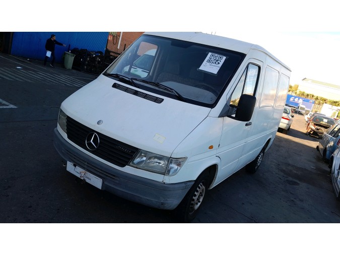 CERRADURA CAPO MERCEDES-BENZ 208 MERC 1996