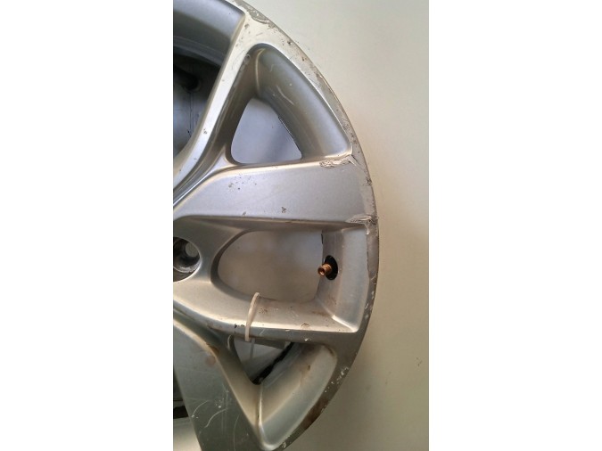 LLANTA RENAULT GRAND KANGOO 2018