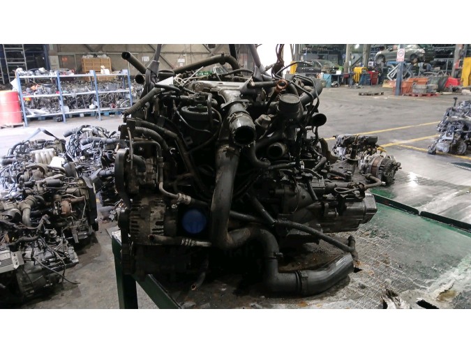 MOTOR CON ACCESORIOS SIN CAJA DE CAMBIOS PEUGEOT 807 2004