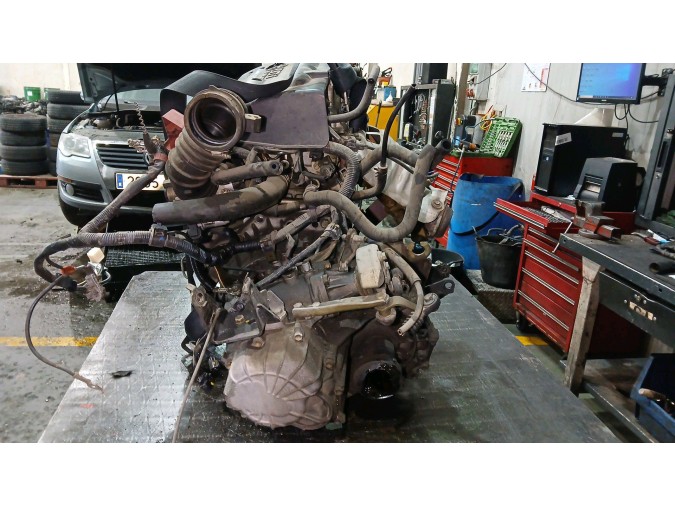 MOTOR CON ACCESORIOS Y CAJA DE CAMBIOS TOYOTA COROLLA 2003