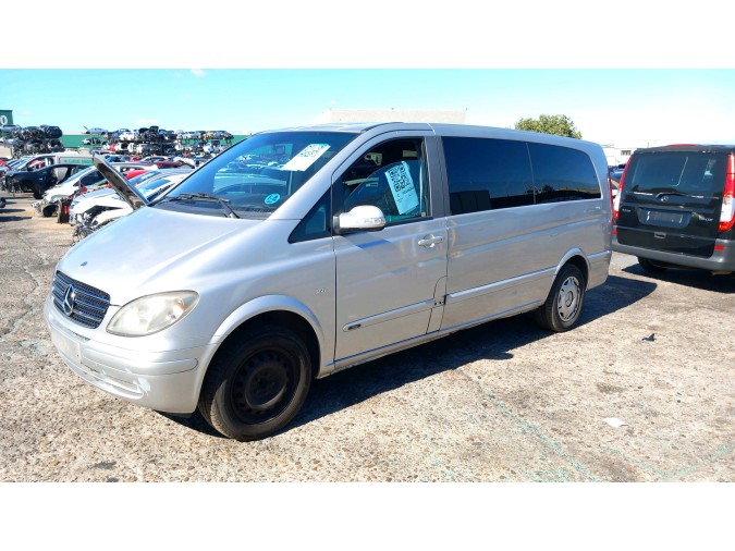PUERTA TRASERA DERECHA MERCEDES-BENZ VIANO 2006