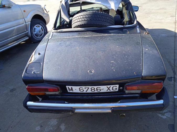 Coche despiece completo FIAT 124 SPIDER 00138879