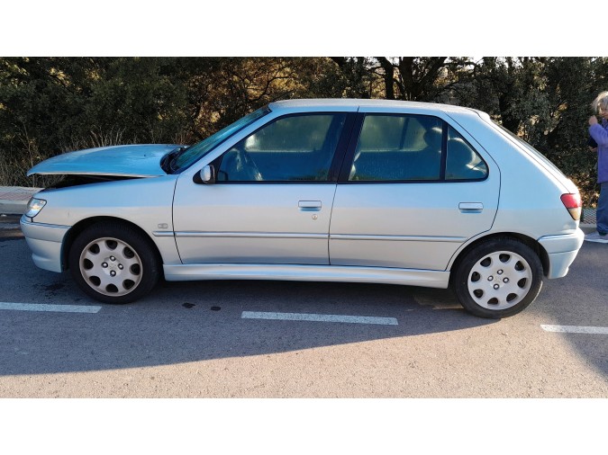 PRETENSOR CINTURÓN DELANTERO DERECHO PEUGEOT 306 2001