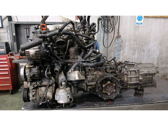 MOTOR CON ACCESORIOS Y CAJA DE CAMBIOS AUDI A4 2006