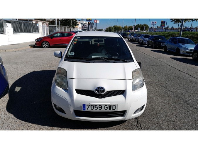 MANDO ELEVALUNAS DELANTERO DERECHO TOYOTA YARIS 2010
