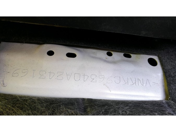 MANDO ELEVALUNAS DELANTERO DERECHO TOYOTA YARIS 2010