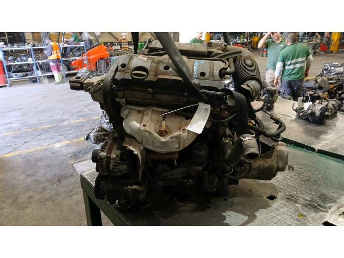 MOTOR CON ACCESORIOS Y CAJA DE CAMBIOS PEUGEOT 307 2001
