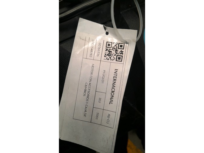 MOTOR CON ACCESORIOS Y CAJA DE CAMBIOS PEUGEOT 307 2001