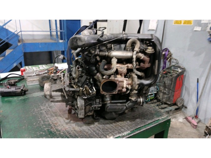 MOTOR CON ACCESORIOS Y CAJA DE CAMBIOS PEUGEOT 307 2003