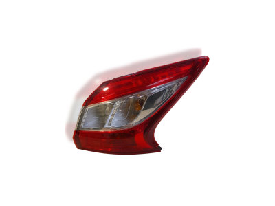 PILOTO EXTRIOR DERECHO NISSAN PULSAR ROJO BLANCO 2017