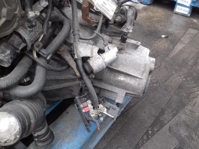 CAJA CAMBIOS SEAT ALHAMBRA 2000