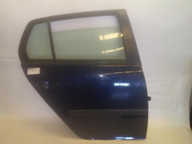 PUERTA TRASERA DERECHA VOLKSWAGEN GOLF 2005