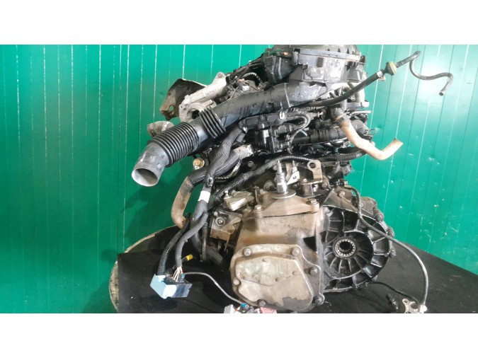 MOTOR CON ACCESORIOS SIN CAJA DE CAMBIOS PEUGEOT 3008 2012