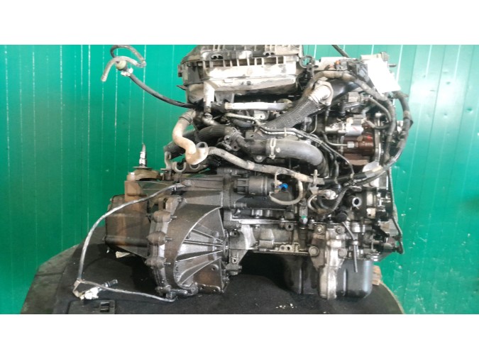 MOTOR CON ACCESORIOS SIN CAJA DE CAMBIOS PEUGEOT 3008 2012