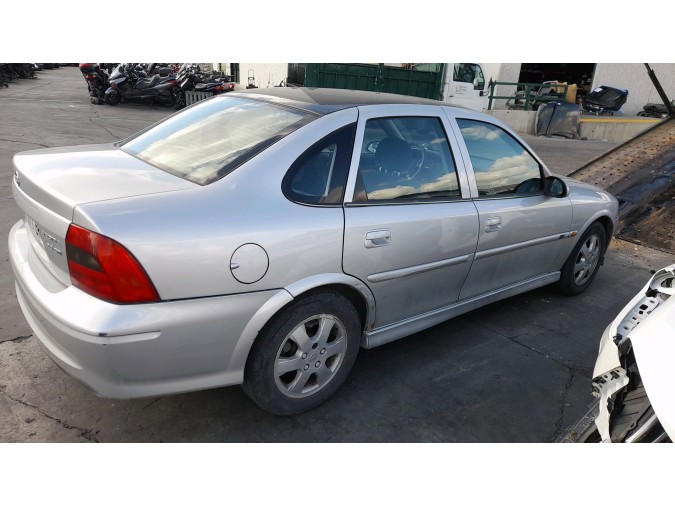 Intercooler OPEL VECTRA 2001