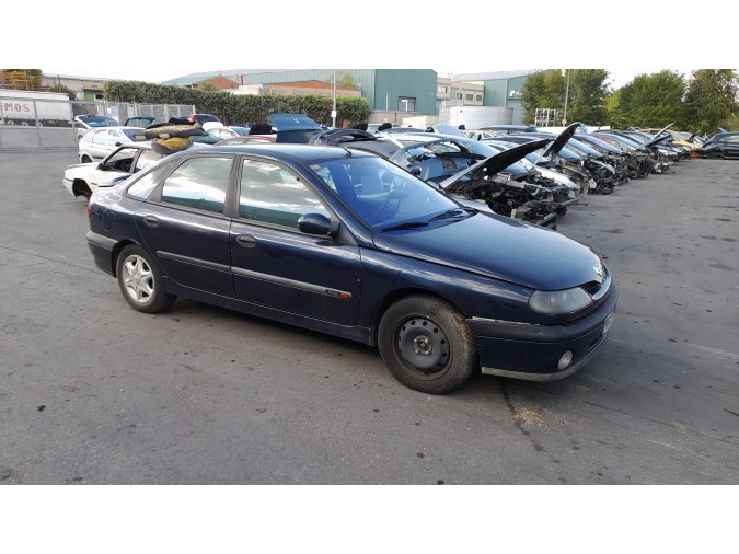 Radiador motor RENAULT LAGUNA 1998