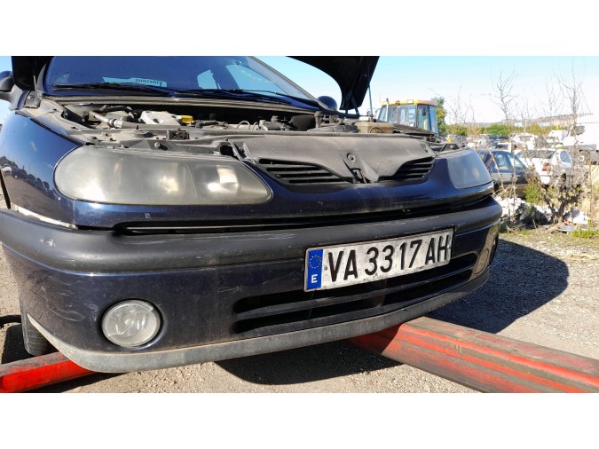 Radiador motor RENAULT LAGUNA 1998