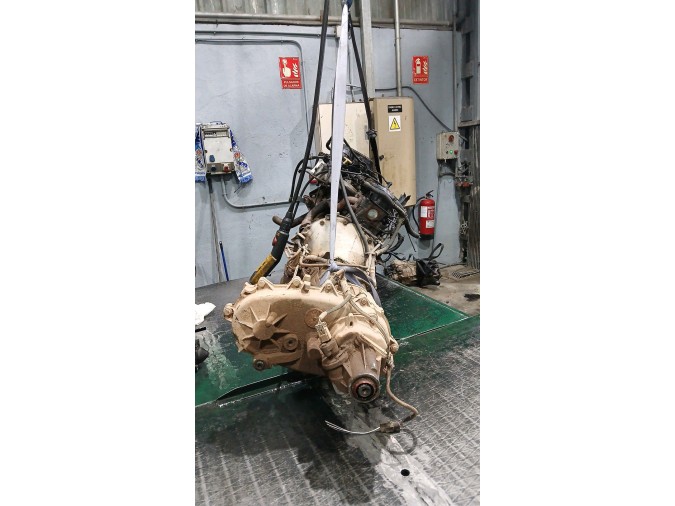 MOTOR CON ACCESORIOS Y CAJA DE CAMBIOS JEEP GRAND CHEROKEE 1999