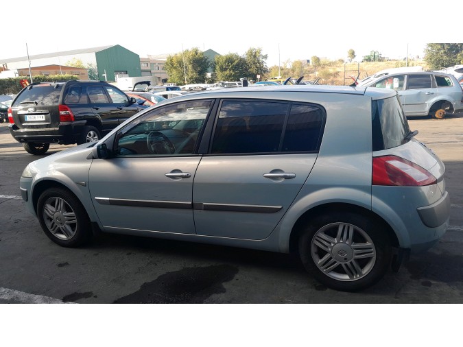 Autorradio RENAULT MÉGANE 2004