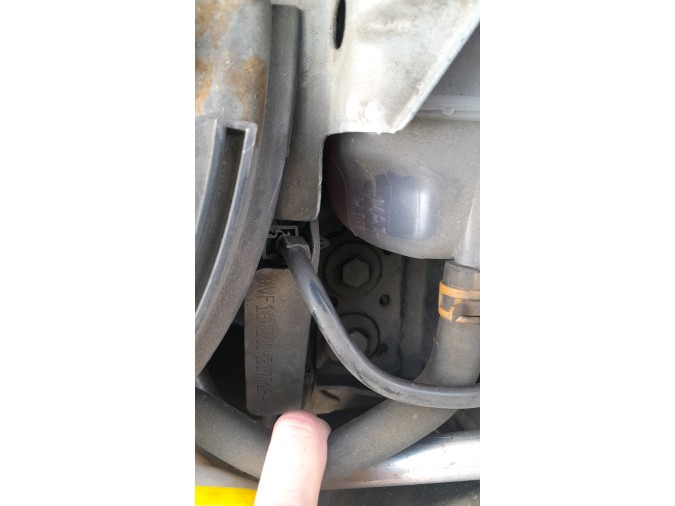 PRETENSOR CINTURÓN DELANTERO IZQUIERDO RENAULT MÉGANE 2004