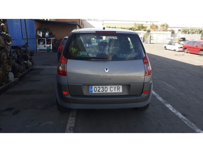 FARO ANTINIEBLA DELANTERO RENAULT MÉGANE 2004
