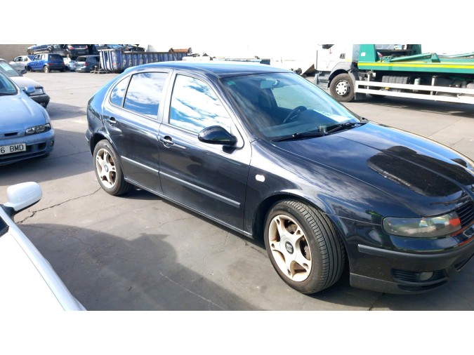 ELEVALUNAS DELANTERO DERECHO SEAT LEON 2003
