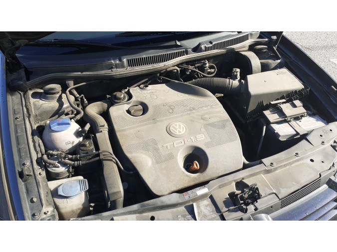 Consola central (zona trasera) VOLKSWAGEN GOLF 2000