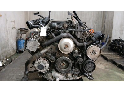 MOTOR CON ACCESORIOS Y CAJA DE CAMBIOS AUDI A6 2006